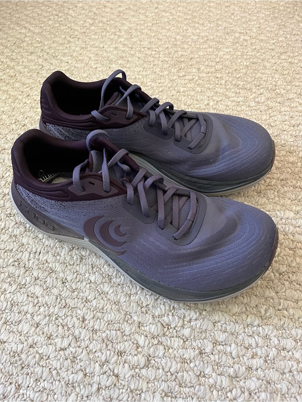 Topo Ultrafly 5 women’s sz 11